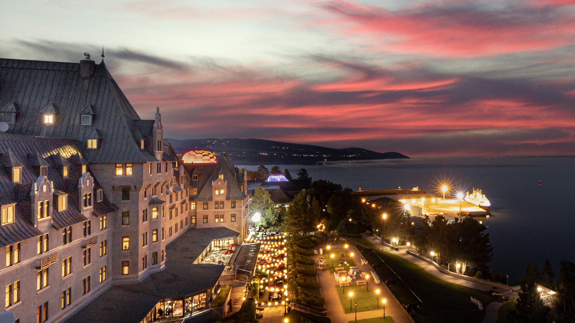 Spectacular Fairmont Le Manoir Richelieu Casino de Charlevoix